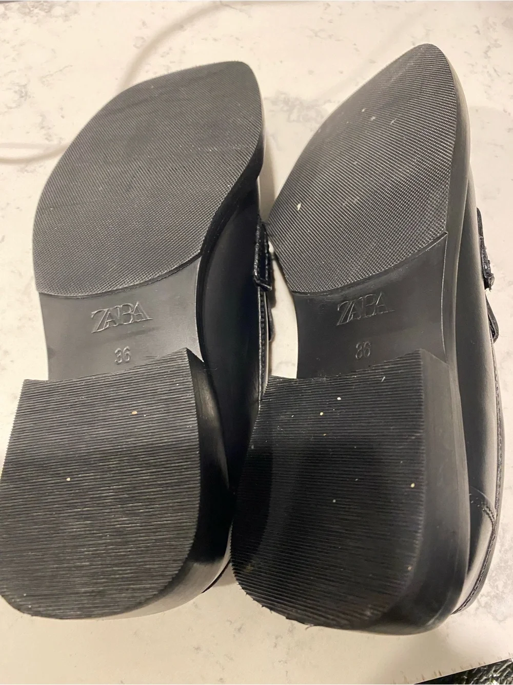 Zara sleek black